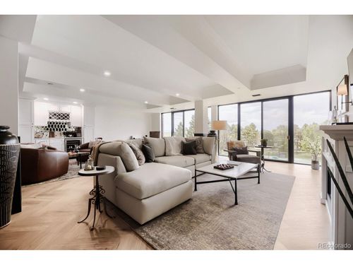 403-1900 E Girard Pl, Englewood, CO, 80113-3112 | Card Image
