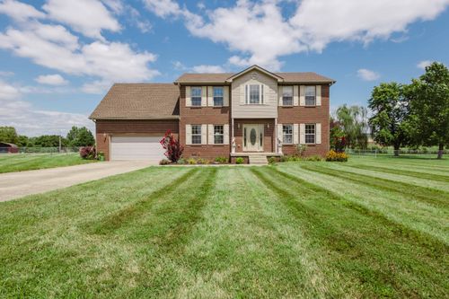 318 Kay Ray Cir, Richmond, KY, 40475-2196 | Card Image