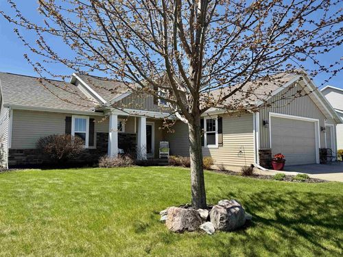 4873 W Jack Pine Court, GRAND CHUTE, WI, 54913 | Card Image