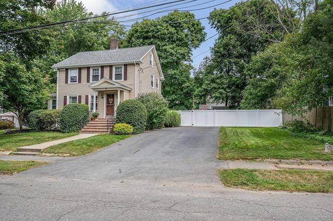 12 Norval Ave, House other with 3 bedrooms, 2 bathrooms and 4 parking in Stoneham MA | Image 20