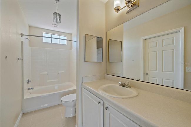 10-115 - 5601 Bentgrass Dr, Townhouse with 2 bedrooms, 2 bathrooms and null parking in SARASOTA FL | Image 22