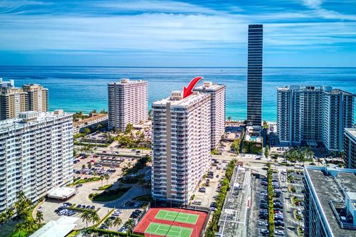 lp-1985 S Ocean Dr # Loop, Hallandale Beach, FL, 33009 | Card Image