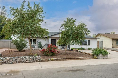 227 E Auburn Dr, Tempe, AZ, 85283-1805 | Card Image