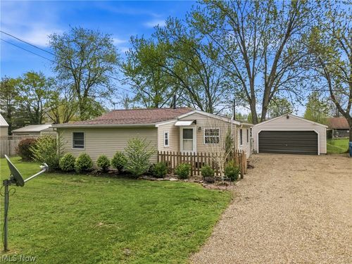 6982 Mcclure Rd, Hubbard, OH, 44425-9729 | Card Image