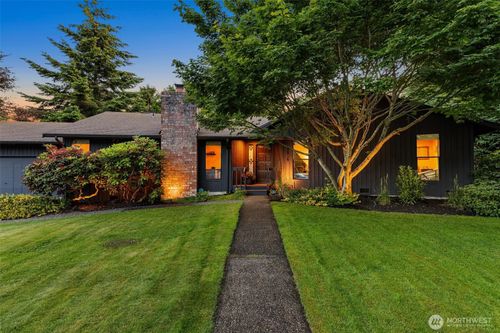 13414 49th Ave Se, Snohomish, WA, 98296-5219 | Card Image