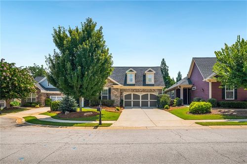 3180 Willow Creek Dr Sw, Gainesville, GA, 30504-5581 | Card Image