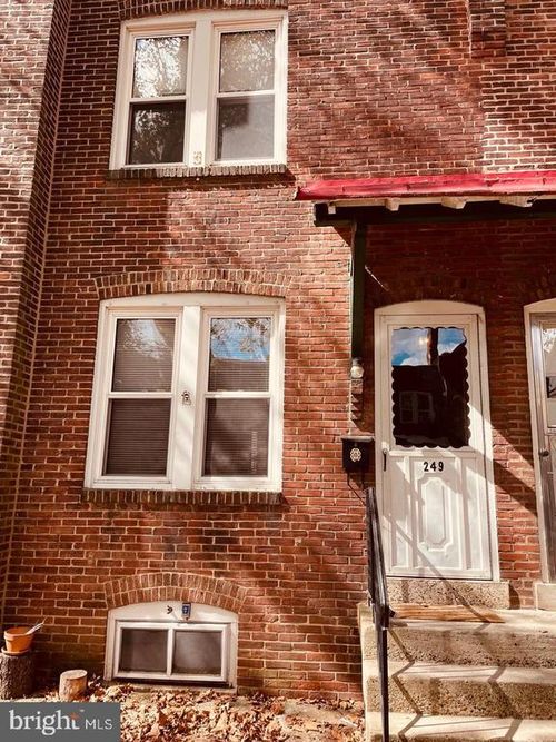 249 5th Ave, ROEBLING, NJ, 08554-1303 | Card Image