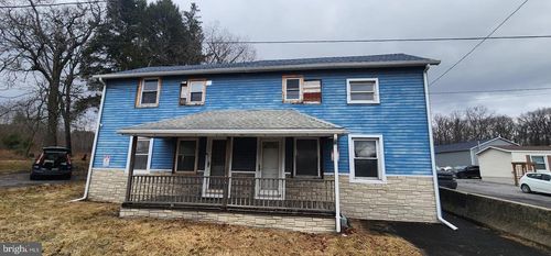 2014 W Center St, TREMONT, PA, 17981-1011 | Card Image