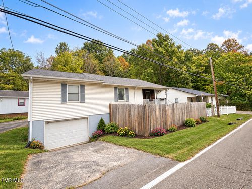 709 Exeter Rd, Appalachia, VA, 24216-2429 | Card Image
