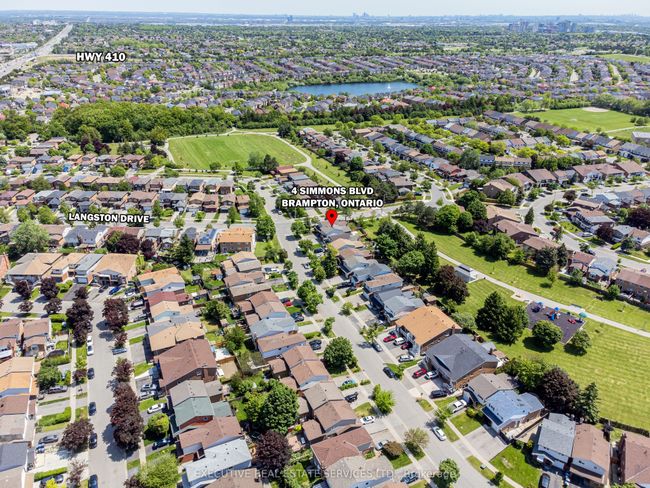 4 Simmons Blvd, House other with 5 bedrooms, 4 bathrooms and 3 parking in Brampton ON | Image 46