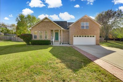 106 Chatsworth Ct, House other with 3 bedrooms, 2 bathrooms and 2 parking in Hendersonville TN | Image 2