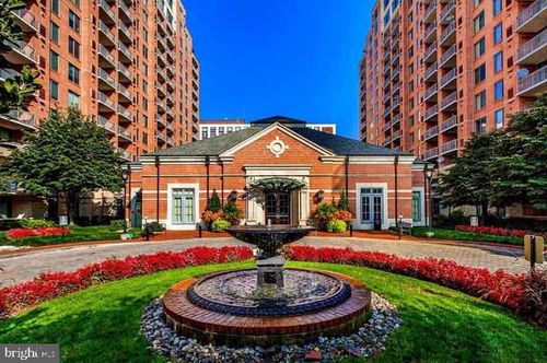 527-11710 Old Georgetown Rd, ROCKVILLE, MD, 20852-2693 | Card Image