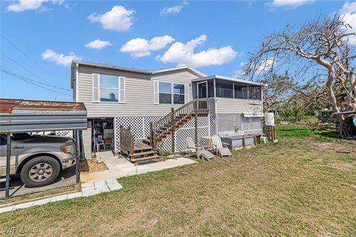 228 Mamie St, CHOKOLOSKEE, FL, 34138 | Card Image