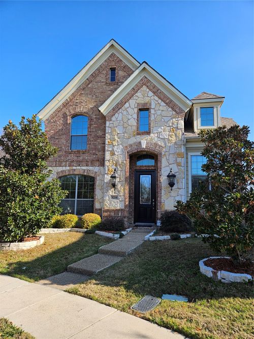 9208 Dillon Trail, Irving, TX, 75063 | Card Image