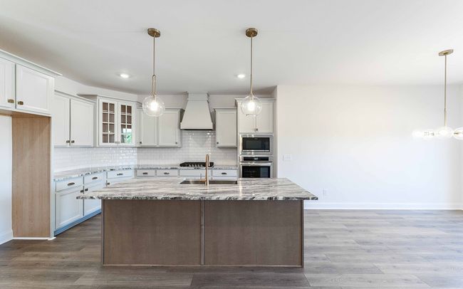 7938 Pine Street, House other with 3 bedrooms, 3 bathrooms and 3 parking in Fairview TN | Image 7
