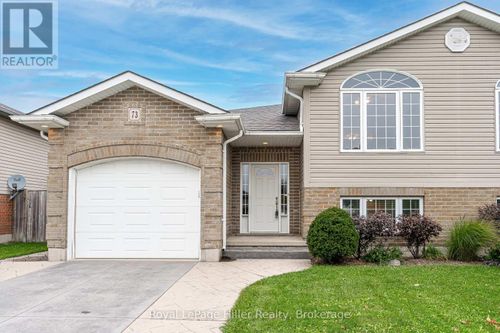 73 Park Lane, Mitchell, ON, N0K1N0 | Card Image