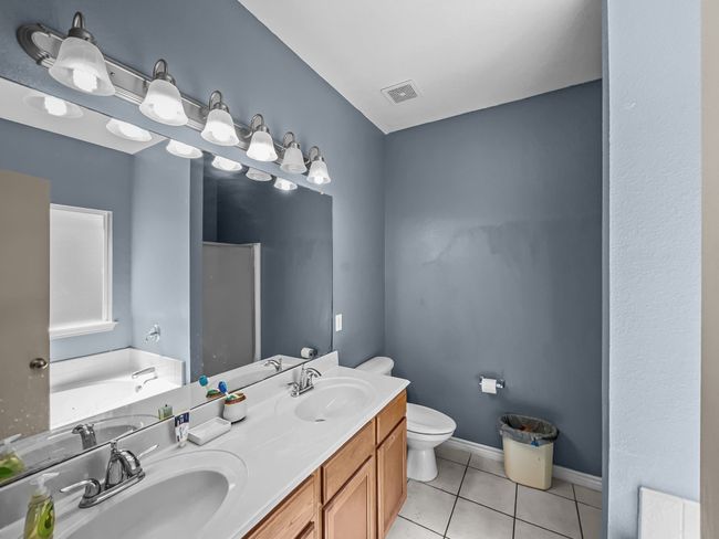 Primary en-suite bath | Image 12