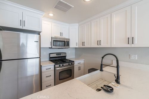 c56m-1153 S Dover Cir, Anaheim, CA, 92805-5934 | Card Image