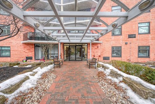 304-9 Bonheur Crt, Brantford, ON, N3P1Z5 | Card Image