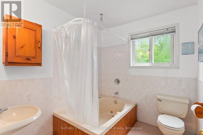 10 & 11 Methodist Island, House other with 3 bedrooms, 1 bathrooms and null parking in Tay (Port McNicoll) ON | Image 16