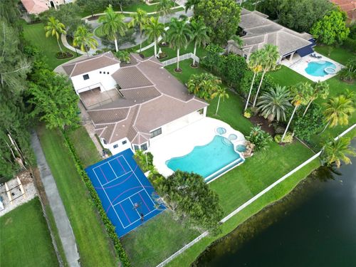 2931 Sw 139th Ter, Davie, FL, 33330-4669 | Card Image