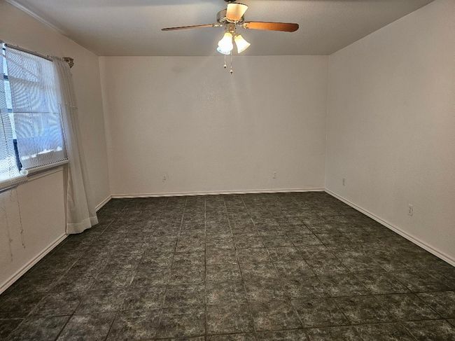 212 N Barron Rd, House other with 3 bedrooms, 2 bathrooms and null parking in Covington TX | Image 9