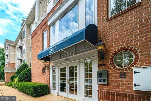 301-6990 Falls Reach Dr, FALLS CHURCH, VA, 22043-2350 | Card Image