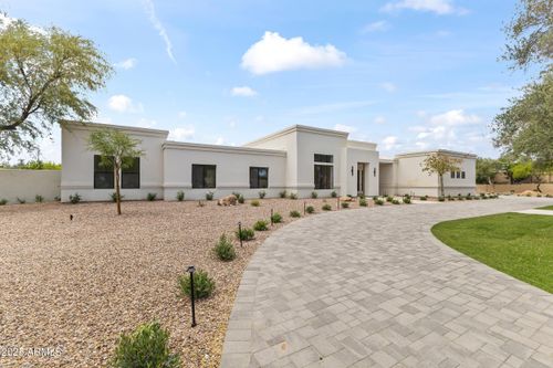 9611 E Clinton St, Scottsdale, AZ, 85260-6209 | Card Image