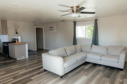 85 E Central Blvd, Cambridge, ID, 83610-4700 | Card Image