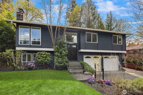 16611 Ne 108th Pl, Redmond, WA, 98052-2707 | Card Image