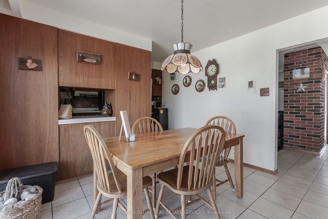 15 3 Rd Rd E, House other with 3 bedrooms, 1 bathrooms and 8 parking in Stoney Creek ON | Image 8