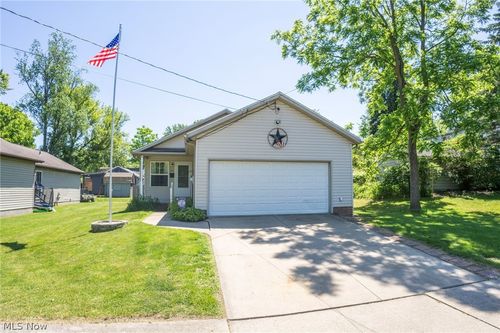 906 Ivor Avenue, Akron, OH, 44314 | Card Image