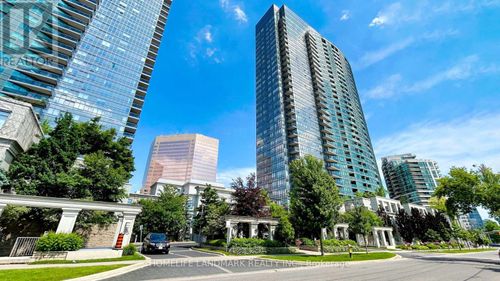 1011-15 Greenview Ave, North York, ON, M2M4M7 | Card Image