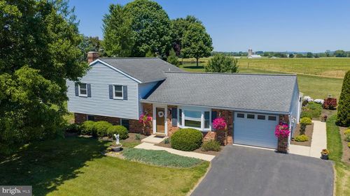 91 Buchland Rd, EPHRATA, PA, 17522-9437 | Card Image