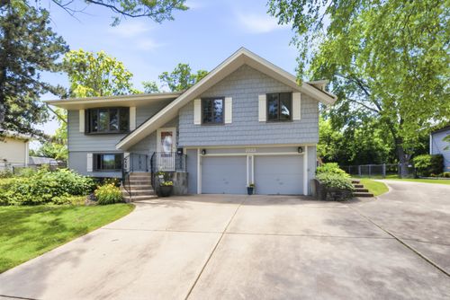 1033 Lowell Ln, Schaumburg, IL, 60193-2633 | Card Image