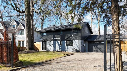 1915 Delaney Dr, Mississauga, ON, L5J3L2 | Card Image