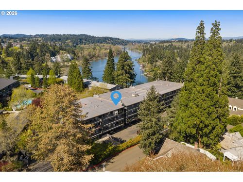 402-200 Burnham Rd, Lake Oswego, OR, 97034-5079 | Card Image