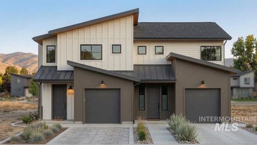 1604 E Amity Ave, Nampa, ID, 83686-5545 | Card Image