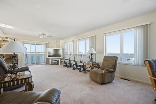 23 River St, Seabrook, NH, 03874-4848 | Card Image