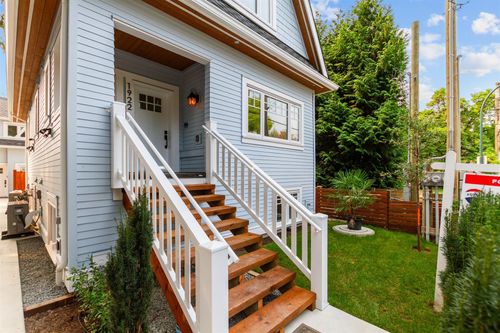 1922 William St, Vancouver, BC, V5L2R8 | Card Image