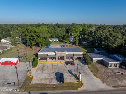 712 S Lewis St, New Iberia, LA, 70560-4885 | Card Image