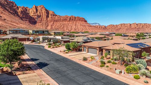 322 N 340 E, Ivins, UT, 84738-6677 | Card Image