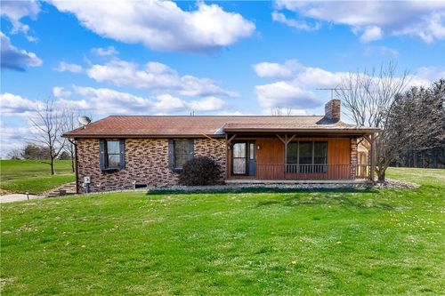 301 Old Plank Rd, Butler, PA, 16002-3886 | Card Image