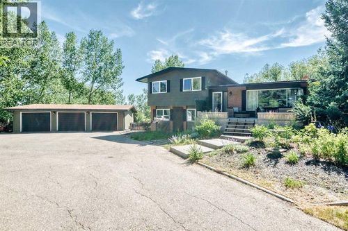 33165 Huggard Rd, Calgary, AB, T3Z2C4 | Card Image
