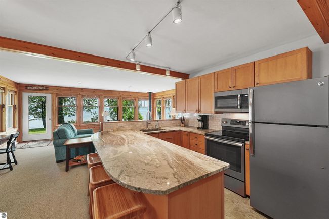 8123 S Rustic Dr, House other with 3 bedrooms, 2 bathrooms and null parking in Cedar MI | Image 9