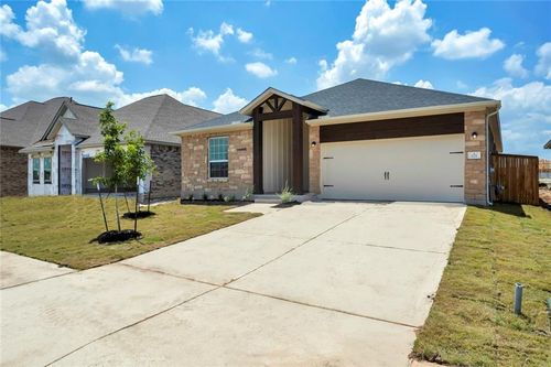 125 Camella St, Liberty Hill, TX, 78642-2315 | Card Image