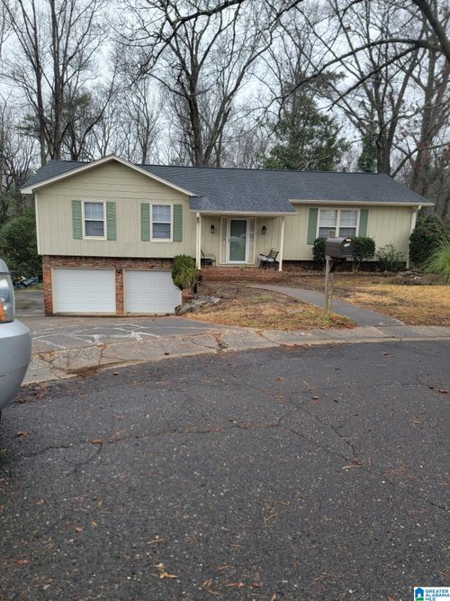 316 Catherine Ct, GARDENDALE, AL, 35071-2324 | Card Image