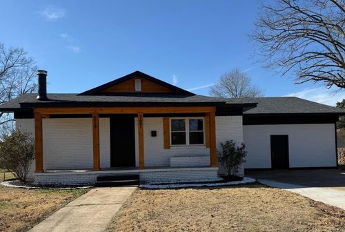 519 N 7th St, Nashville, AR, 71852-4410 | Card Image
