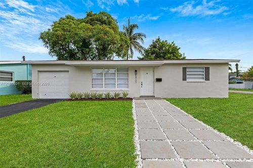 5937 Nw 16th Ct, Sunrise, FL, 33313-4732 | Card Image