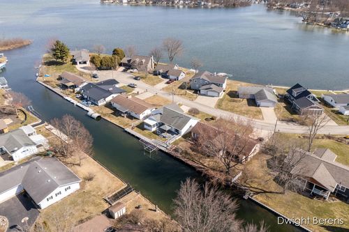 4314 Harmony Dr, Shelbyville, MI, 49344-9605 | Card Image